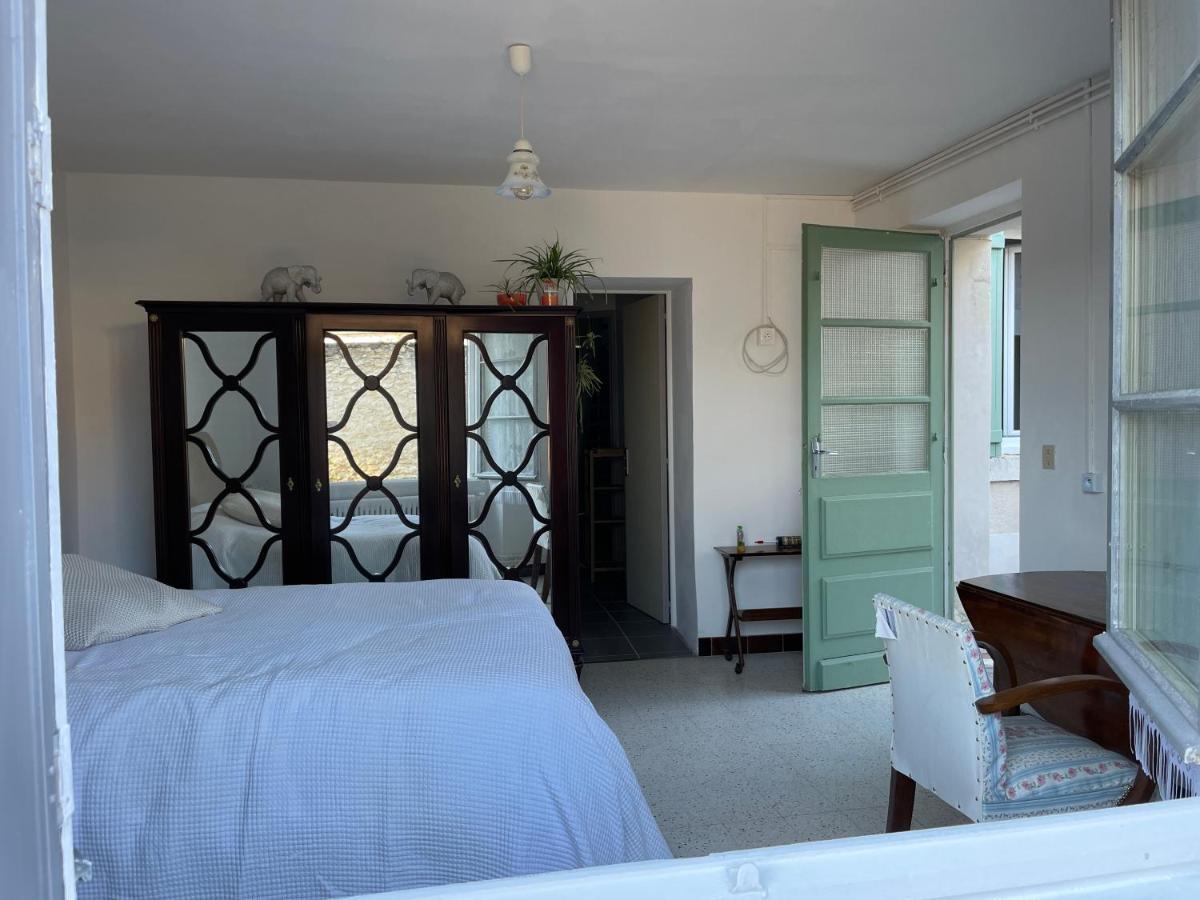 Parfums Du Bois Bed and Breakfast Selles-sur-Cher Eksteriør billede
